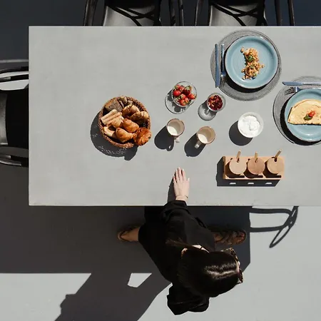 The Sunset Windmill אויה